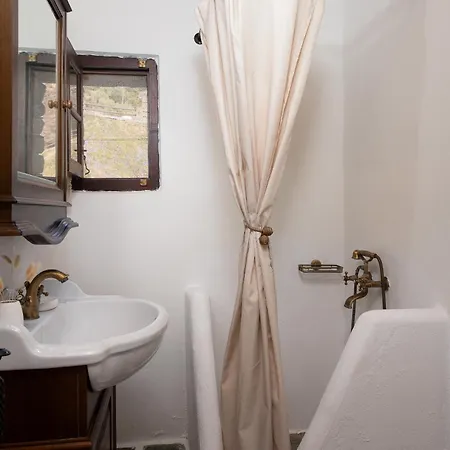 Σπίτι διακοπών Andros Serenity Retreat - Adults Only Επισκοπειό